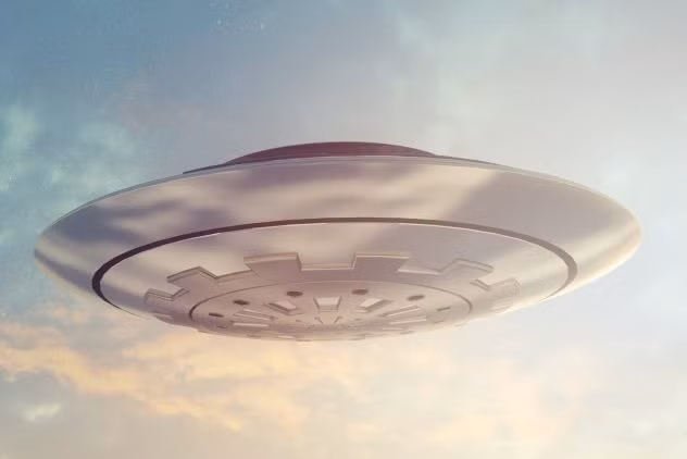 Năm 12 trước Công nguyên, một vật thể lạ xuất hiện trên bầu trời thành Rome trong nhiều ngày.