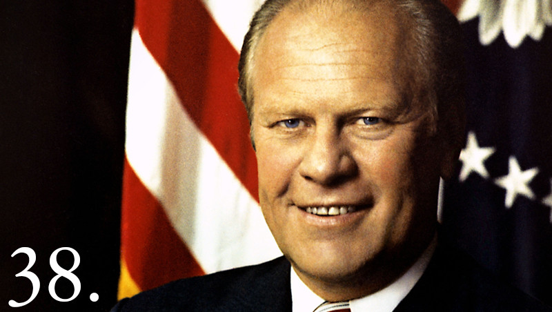 Gerald Ford trở thành Tổng thống Mỹ sau khi Richard Nixon từ chức năm 1974.