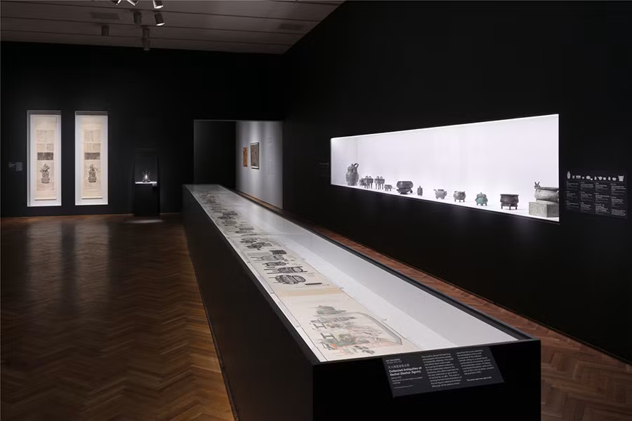 Một góc triển lãm những hiện vật bằng đồng cực giá trị của Trung Quốc tại bảo tàng ở Mỹ.