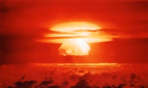 Vì vậy, không ít người trong số trên lần lượt qua đời vì các chứng bệnh liên quan đến phóng xạ như ung thư.