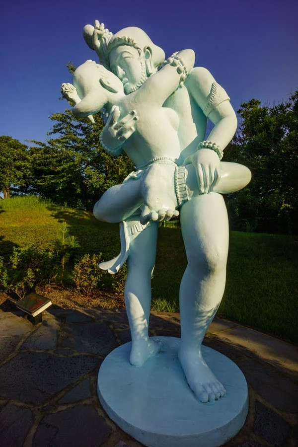 Công viên tình yêu (Love Land) với 140 bức tượng mang chủ đề sex độc đáo nằm ở thành phố Jeju, Hàn Quốc.