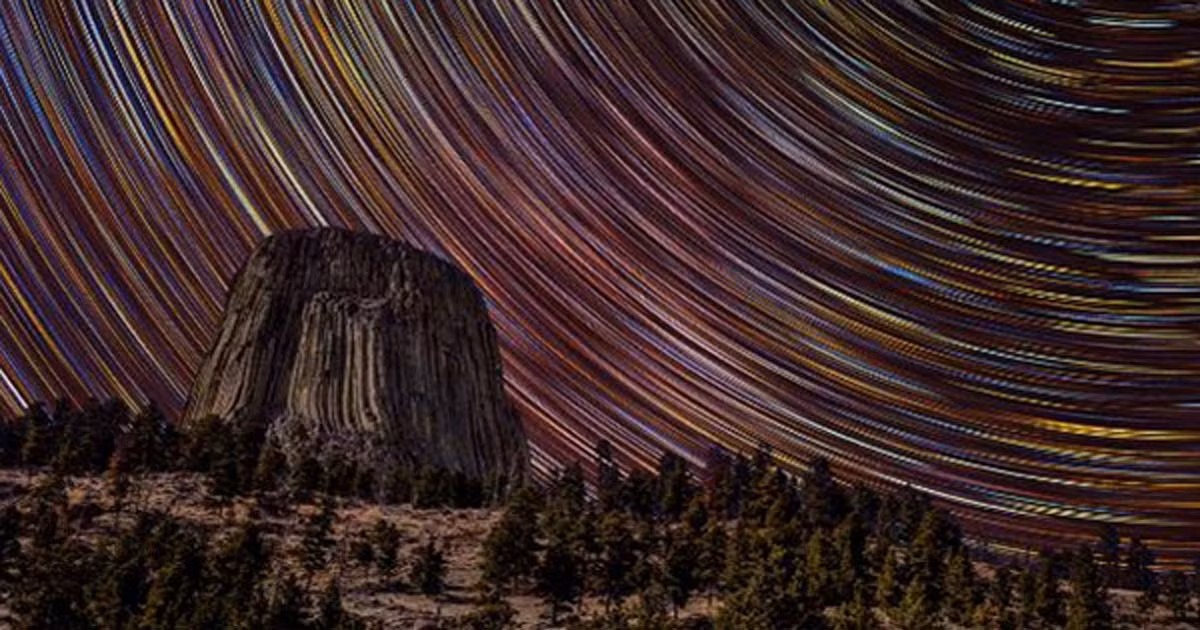 Ngọn núi Tháp Quỷ nổi tiếng thế giới được hình thành khoảng 65 triệu năm trước bởi các hoạt động của núi lửa.