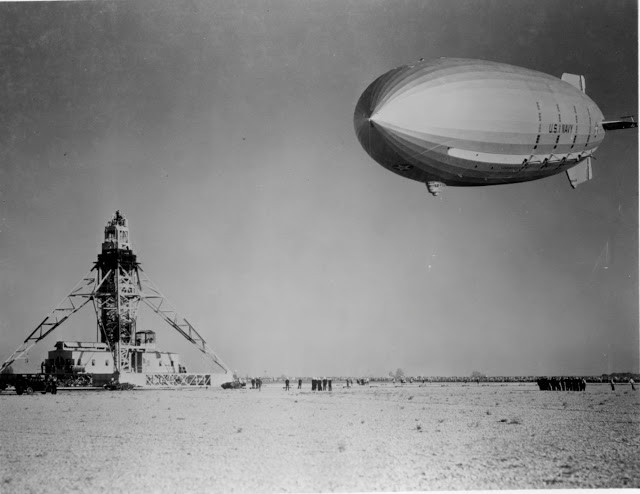 Theo thiết kế, "tàu sân bay trên không" USS Macon có kích thước khổng lồ giống như một tòa nhà chọc trời cao 60 tầng.