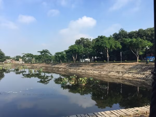 Nếu đến với làng Đại học, nhất định bạn phải ghé Hồ Tam Giác