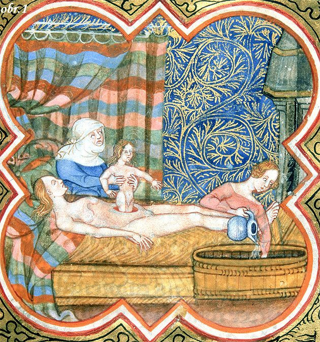 Do vậy, phụ nữ phải chịu đựng nhiều đau đớn khi sinh con trong những căn phòng tối tăm, mặc nhiều quần áo, váy.