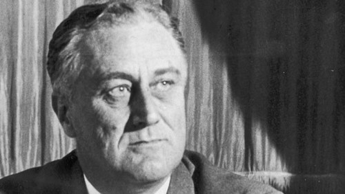 Tổng thống thứ 32 của Mỹ Franklin D. Roosevelt là nhân vật trung tâm của nhiều sự kiện quan trọng xảy ra trên thế giới trong thế kỷ 20. Trong thời gian tại vị, Tổng thống Roosevelt đã dẫn dắt nước Mỹ vượt qua khó khăn của cuộc Đại khủng hoảng.