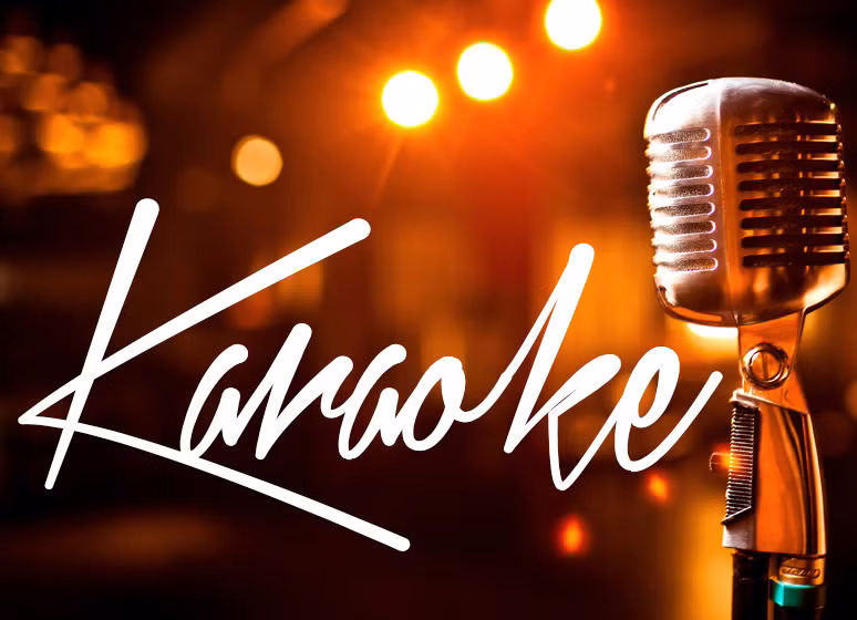 Vào năm 1971, Daisuke Inoue (Nhật Bản) có phát minh để đời là máy Karaoke. Sáng chế này ra đời sau khi một doanh nhân yêu cầu Inoue thu âm lại bài hát yêu thích để anh ta có thể hát theo bài hát trên.
