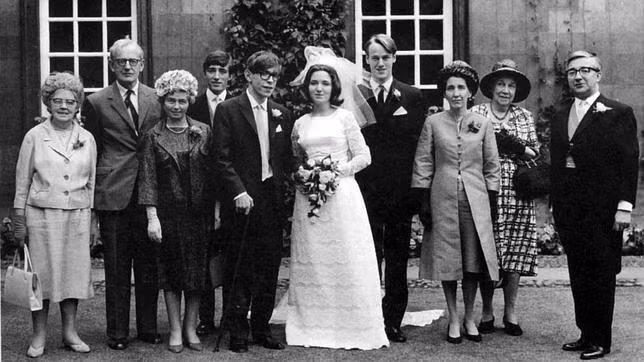 Stephen Hawking kết hôn với Jane Wilde năm 1964.