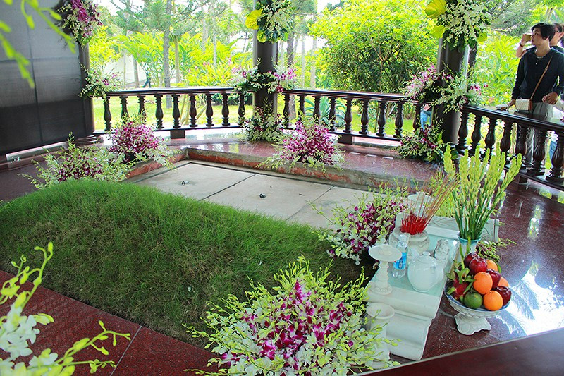 Khoảng trống bê tông ấy là nơi mà nguyên Thủ tướng Phan Văn Khải có nguyện vọng an nghỉ.