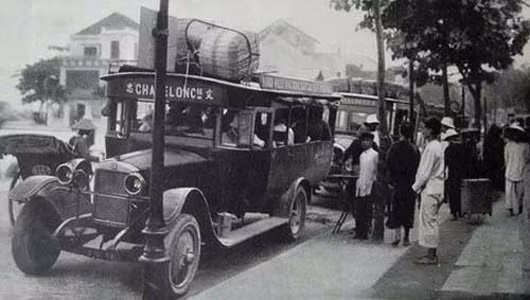 Ở đầu thế kỷ 20 xe ô tô đã thịnh hành ở Việt Nam, gia đình bà Mô là một trong những người sở hữu chiếc ô tô riêng sang trọng. Ảnh tư liệu