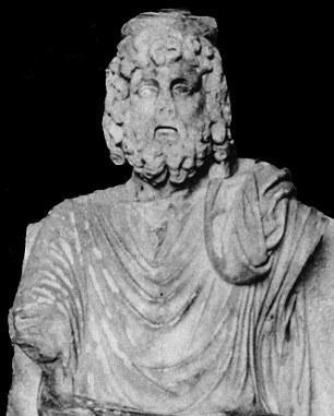 Trước sự việc kỳ lạ này, người dân địa phương cho rằng, những động vật trên bị giết chết bởi hơi thở chết chóc của thần Hades - chúa tể địa ngục.