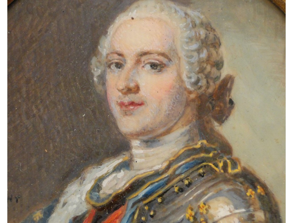 Từng người một trong số 5 chị em trở thành nhân tình của nhà vua và được ông hết mực sủng ái. Ngoài ra, ông hoàng nước Pháp này suốt ngày chìm đắm trong nữ sắc, tổ chức các cuộc hoan lạc thâu đêm và luôn có nhiều người đẹp vây quanh.