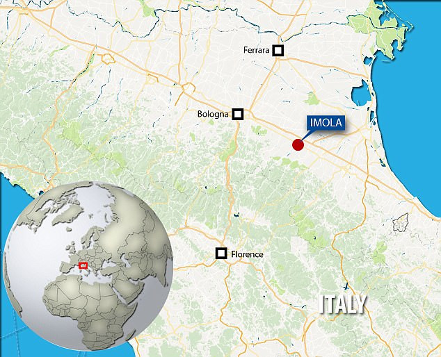 Bằng chứng là người ta tìm thấy một lỗ tròn đường kính 5 mm trên hộp sọ của người phụ nữ. Vào thời điểm đó, cuộc phẫu thuật khoan sọ được thực hiện để trị chứng tiền sản giật. Phương pháp này có lịch sử từ thời đồ đá.