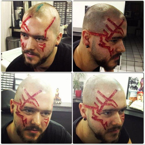 Cũng giống như rạch vỏ cây, chúng tôi hình thành các đường nét trên cơ thể sao cho bạn không phải chịu cảnh đau đớn nhất”.