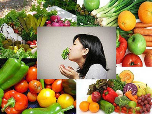 Lời khuyên của chuyên gia sức khỏe dành cho những người đang ở độ tuổi 20 là ưu tiên những thực phẩm như rau xanh, trái cây và bột ngũ cốc.