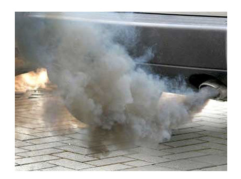 Thận trọng với perchlorates trong các loại nhiên liệu cũng hết sức cần thiết. Perchlorates thường xuất hiện trong khói của động cơ máy móc. Khi hít vào, nó gây hại cho tuyến giáp cùng nhiều vấn đề sức khỏe liên quan.