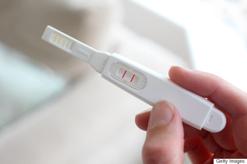 Ngoài ảnh hưởng đến chức năng hoạt động não, nghiên cứu thực hiện năm 2013 tại Hàn Quốc cũng phát hiện thói quen ngủ nhiều ảnh hưởng đến khả năng mang thai của phụ nữ. Theo họ, chị em duy trì giấc ngủ 7 – 8 giờ mỗi đêm có tỉ lệ mang thai cao nhất trong khi người ngủ chừng 9 – 11 giờ có tỉ lệ thấp hơn.