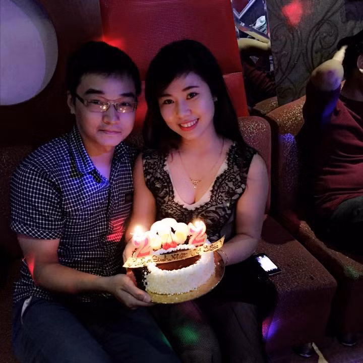 Trong những dịp đặc biệt, bạn trai của N.D luôn tặng cô những món quà có ý nghĩa chỉ cần bạn gái thấy vui.