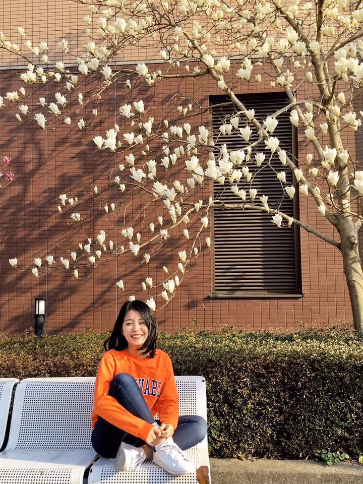 Bên cạnh những luồng ý kiến ủng hộ sự thay đổi của Mẫn Tiên, một bộ phận khác lại yêu thích một Mẫn Tiên giản dị của quá khứ. Quả thật trước đây khi so sánh nhan sắc của cô bạn với 2 người bạn thân thì nàng "một mẩu" bị lép vế hơn hẳn, nhưng người ta lại tìm thấy đâu đó một Mẫn Tiên hiền hành, chăm ngoan và học giỏi không bị ánh hào quang của sự nổi tiếng làm thay đổi.