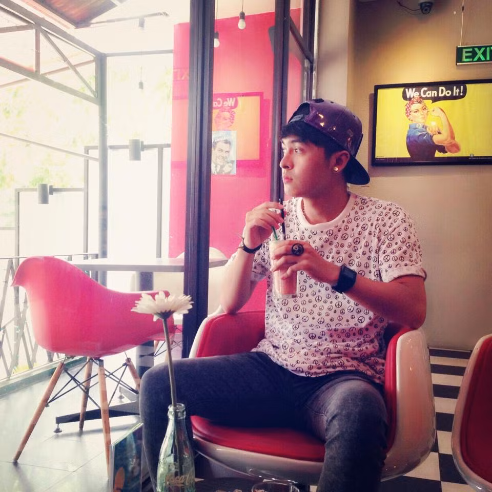 Người hâm mộ hi vọng trong tương lai, Công Dương sẽ là một cái tên sáng đóng góp thêm nhiều vai diễn hơn nữa trong sự nghiệp điện ảnh của nước nhà. Ảnh trong bài: Facebook nhân vật.