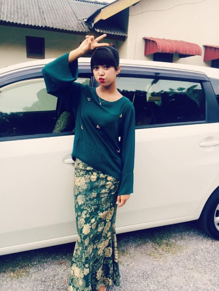 Những gì mà Fatin thể hiện trong đoạn clip làm bánh của mình dù rất điêu luyện, cầu kỳ đến từng công đoạn nhỏ để cho ra một chiếc bánh Roti Canai hoàn hảo nhất. Dù đôi lúc khá vất vả, thường xuyên bị bám mùi thức ăn, dầu mỡ, bột bánh lên quần áo, đầu tóc... nhưng Fatin vẫn rất vui với công việc hiện tại, đặc biệt là khi cô có thể giúp đỡ được mẹ của mình. Được nhiều người quan tâm, khen ngợi, bản thân cô gái bán bánh xinh đẹp tỏ ra rất vui thích nhưng cô cho biết sẽ càng thấy hạnh phúc hơn khi có nhiều người đến quầy bánh của hai mẹ con để thưởng thức.