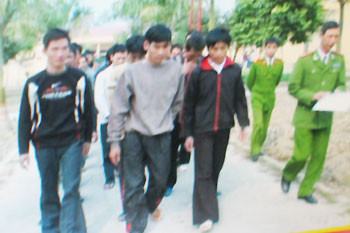 Tiet lo “soc” ve chuyen an pha soi bac mat danh 107H