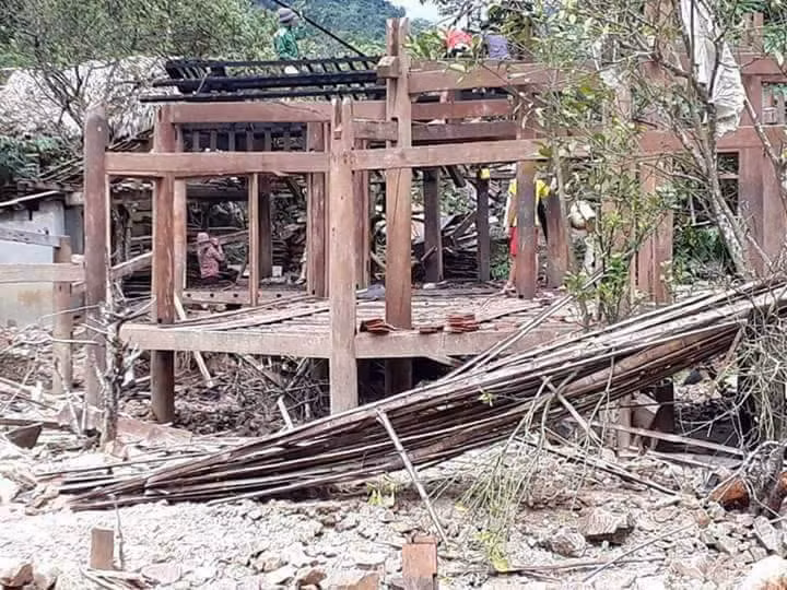 Một số hình ảnh tan hoang sau bão tại tỉnh Thanh Hóa...