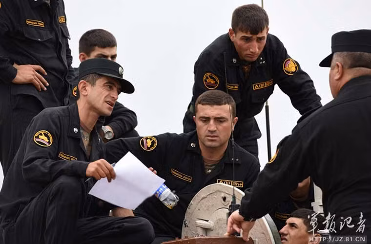 Hầu như 13 quốc gia tham dự đều đang tất bật tính toán kế hoạch cho các bài thi ở Tank biathlon 2015.