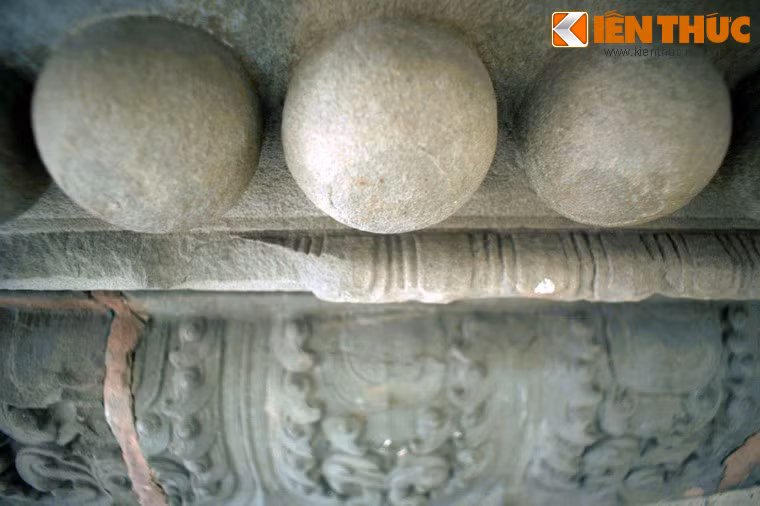 Có thể nói hình ảnh bầu ngực Chăm là một trong những sáng tạo văn hóa đặc sắc nhất mà người Chăm để lại trên mảnh đất Việt Nam.