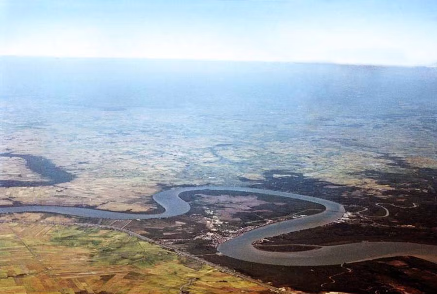 Phong cảnh ngoại ô Sài Gòn nhìn từ trực thăng quân sự Mỹ.