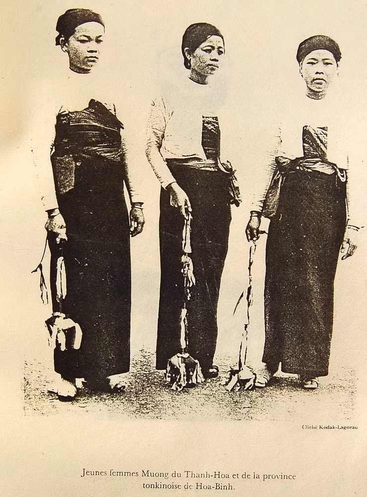 Phụ nữ dân tộc Mường ở Thanh Hóa.