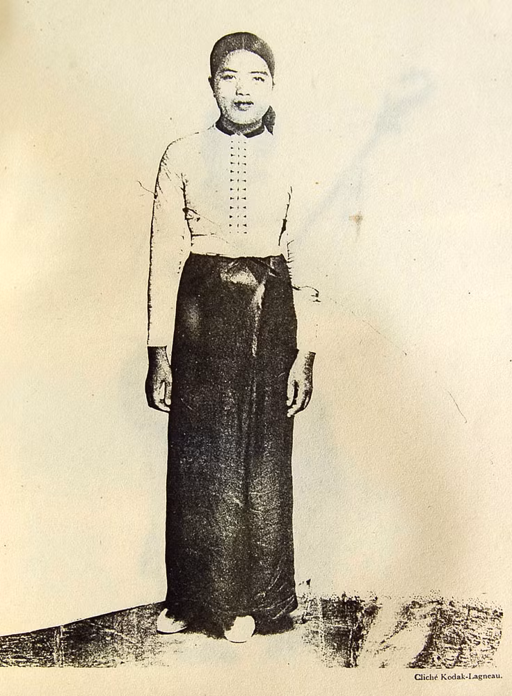 Phụ nữ Thái Trắng.