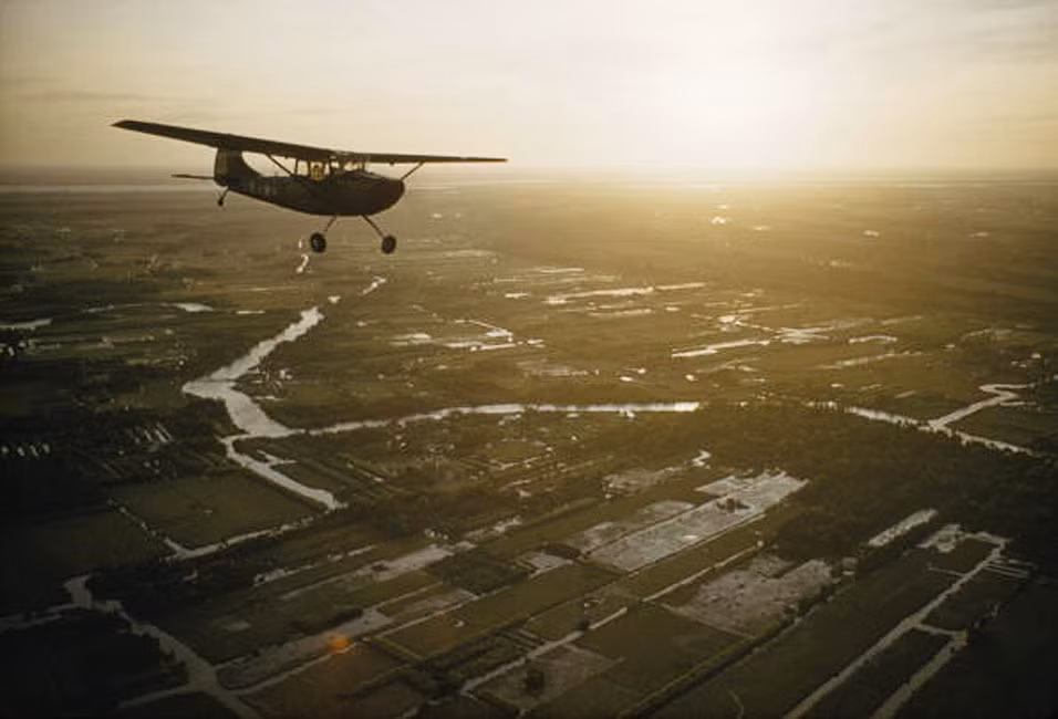 Các cánh đồng ở Mỹ Tho nhìn từ máy bay.