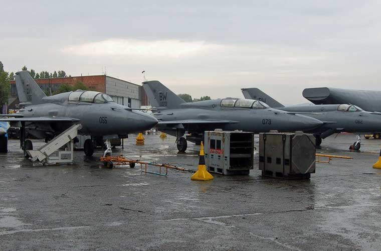 Đội hình tiêm kích MiG-21… của Không quân Mỹ.