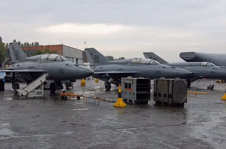 Đội hình tiêm kích MiG-21… của Không quân Mỹ.