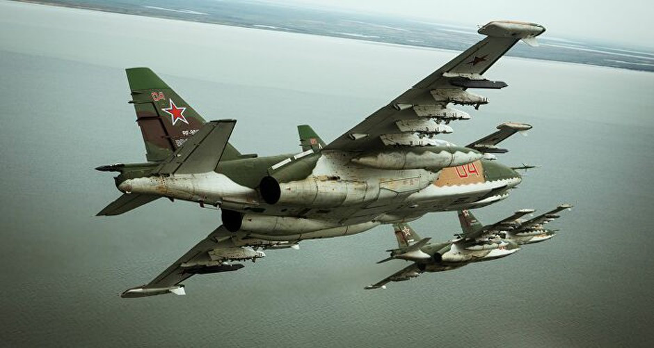 Bên cạnh đó, trên máy bay còn có hệ thống nhắm mục tiêu quang điện tử SOLT-25, thiết bị liên lạc kỹ thuật số tối tân, đi kèm hệ thống điều hướng hiện đại.