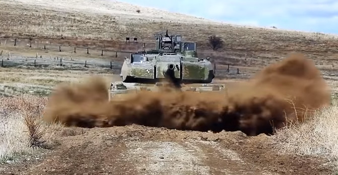 Thổ và Nhật đàm phán về việc hợp tác động cơ xe tăng từ cuối năm 2013. Người ta từng dự tính dự án này sẽ được thông qua vào giữa năm 2014 và sẽ có sự tham gia của Mitsubishi Heavy Industries của Nhật và công ty TUSAS Engine Industries của Thổ.