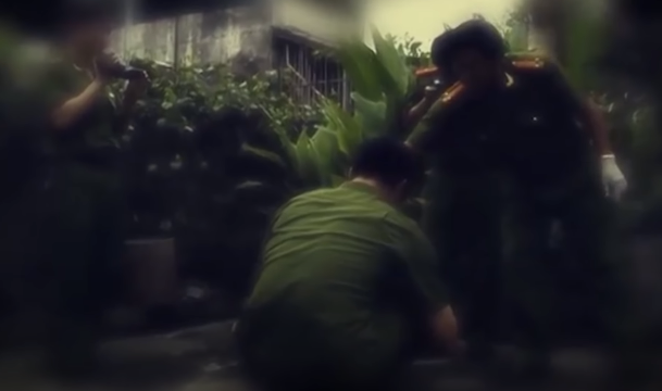 Tiếp theo đó, quá trình lấy thông tin từ nạn nhân cho thấy, một số các tài sản giá trị trong nhà đã bị mất, vì vậy, Cơ quan Công an đã có đủ cơ sở để đưa ra nhận định đây là một vụ giết người, cướp của có chủ đích.