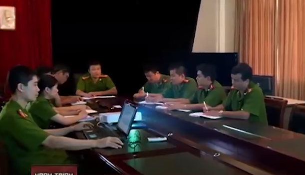 Bên cạnh đó, cơ sở điều tra cũng cho biết, Khuê và Dương có liên quan đến một số tài sản được cho là của gia đình ông Ứng mà chúng đã cướp đi và được đưa đi tiêu thụ. Tuy nhiên, để đưa ra quyết định bắt giữ, Công an tỉnh Lào Cai vẫn cần thêm một số các bằng chứng, tài liệu khác để có thể củng cố được hồ sơ. Trên nguyên tắc không bắt nhầm, bắt là phải có căn cứ, lực lượng điều tra tiếp tục tiến hành thu thập những thông tin liên quan đến hai đối tượng này để tiến hành rà soát.