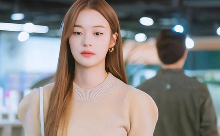 Muon may ban than goi cho chong cu bao tin vui, phat hien su that dau don