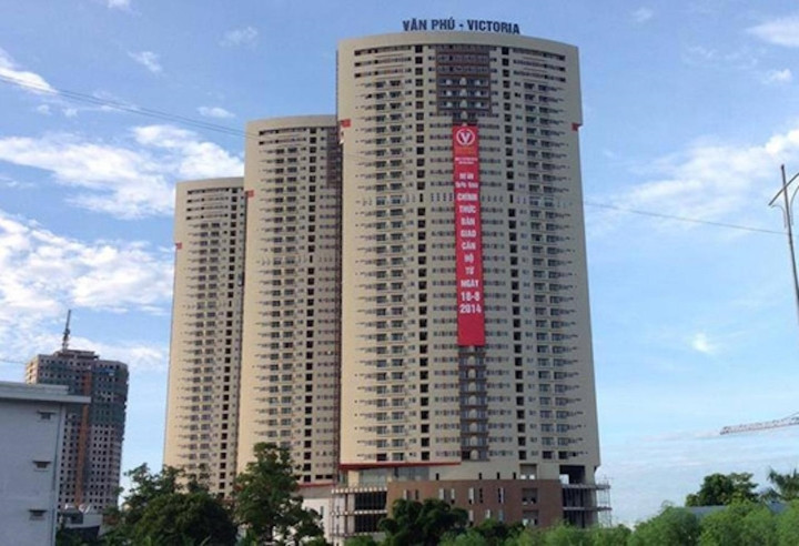 Ha Noi: Nam sinh truong THPT chuyen Amsterdam roi chung cu tu vong