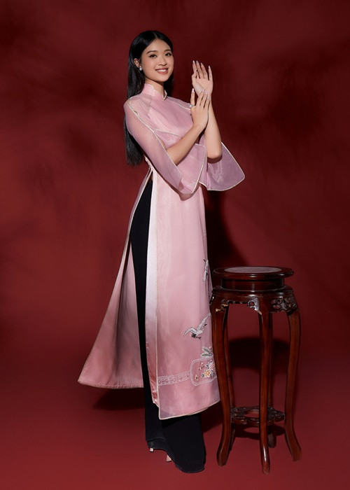 Đặc biệt, sau đêm thi Best In Swimsuit, đã bắt đầu có những cái tên được dự đoán là chủ nhân của vương miện khiến không khí cuộc thi trở nên nóng hơn nhiều.