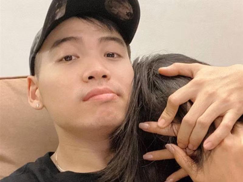 4 năm qua, H’hen Niê và bạn trai hết chia tay rồi lại tái hợp. Vào tháng 6/2020, Tuấn Khôi cập nhật trạng thái độc thân và xóa những chia sẻ liên quan đến người đẹp làm dấy nghi vấn cả hai chia tay. Tuy nhiên, vào tháng 7/2020, Tuấn Khôi bất ngờ khẳng định chưa bao giờ viết dòng trạng thái độc thân.