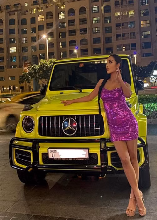 Cuộc sống của Kiko Chan ở Dubai đầy sang chảnh.