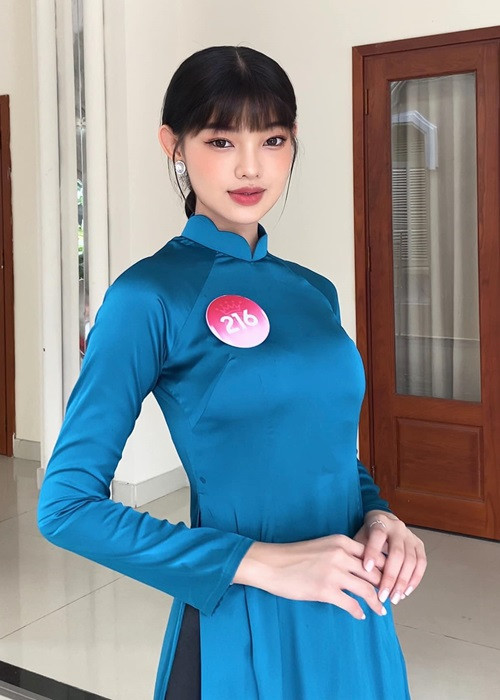 Trước chung kết, Bé Quyên được coi là ứng viên nặng ký cho ngôi vị hoa hậu bởi nhan sắc xinh đẹp, gợi cảm.