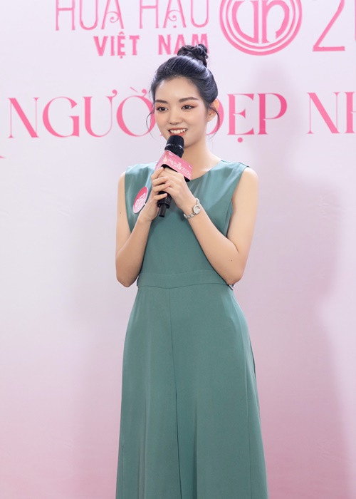 Ngoài ra, ở cuộc thi cũng xuất hiện nhiều thí sinh có thành tích nổi bật khi có hai lần lọt top các phần thi phụ Hoa hậu Việt Nam 2022. Trần Lê Mai Chi (trong ảnh) vào top 3 Người đẹp thời trang và top 18 Người đẹp nhân ái. Nguyễn Ngọc Mai lọt top 18 Người đẹp nhân ái và top 3 Người đẹp truyền thông. Lê Nguyễn Ngọc Hằng vào top 3 Người đẹp thể thao và Top 18 Người đẹp nhân ái. Hồ Thị Yến Nhi có thành tích nổi bật với top 3 Người đẹp thời trang và top 18 Người đẹp nhân ái. Hoàng Hương Giang lọt vào top 3 Người đẹp tài năng và top 18 Người đẹp nhân ái.