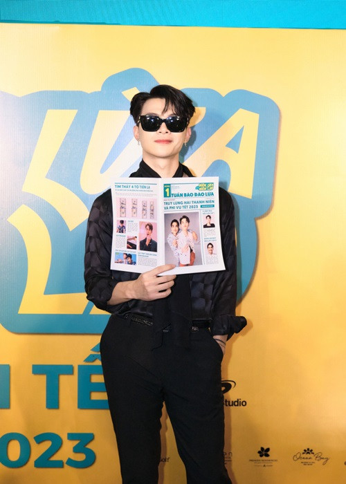 Đáng chú ý, ê-kíp phim bật mí “cảnh nóng” của Anh Tú và nghệ sĩ Đại Nghĩa. Anh Tú cho biết bản thân không ngại khi quay cảnh thân mật với đàn anh. Ảnh: Molistar