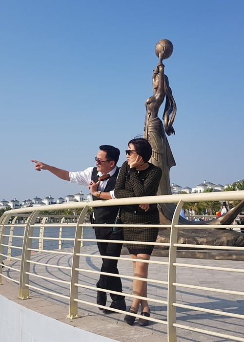 30 năm về chung một nhà, tình cảm của vợ chồng Thanh Dương vẫn mặn nồng.