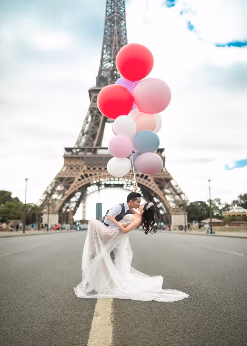 Đám cưới Khánh Thi và loạt sao Việt năm 2022, ai hoành tráng nhất? - Hình 2 Dam cuoi Khanh Thi va loat sao Viet nam 2022, ai hoanh trang nhat?-Hinh-2