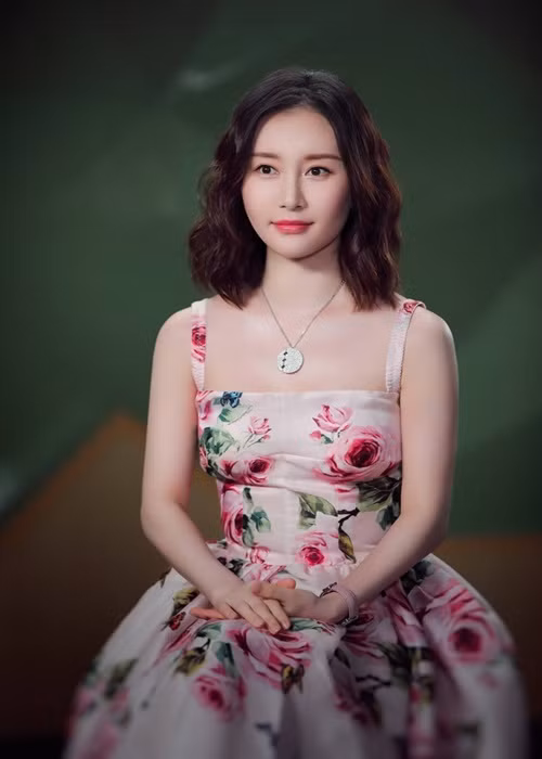 Cuối năm 2020, rộ tin đồn mỹ nhân phim “Thiên long bát bộ” bí mật có con. Tuy nhiên, nữ diễn viên đã lên tiếng phủ nhận. Ảnh: Zing